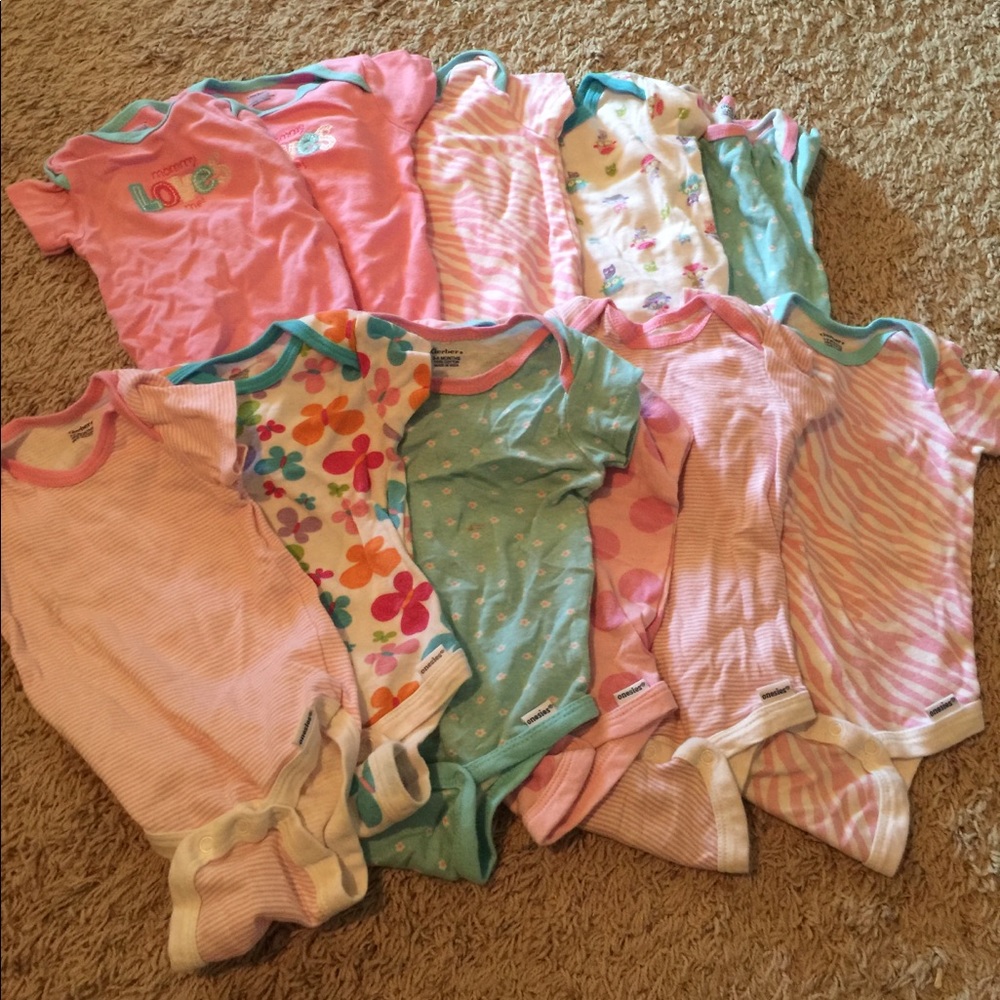 Lot of 11 onsies